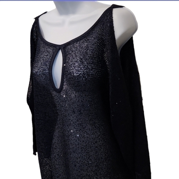 boston Proper Mesh Sequin Slit Arm Keyhole Front Top - Picture 3 of 8